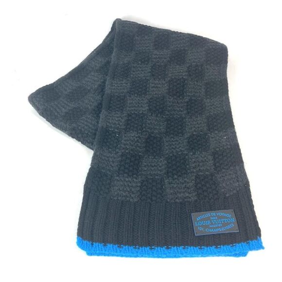 Louis Vuitton Cashmere Black Scarves